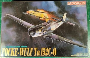 Kit Dragon - Focke-Wulf Ta-152C-0  scala 1/72 - Foto 1 di 3