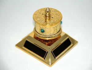Solar or Battery Buddhist Mantra Scriptures Prayer Wheel for Car, Desk or Window - Bild 1 von 5