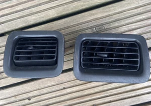 Ventilazione riscaldante e surround nero adatto a: Subaru Impreza 97-00 WRX P1 22B - Foto 1 di 2