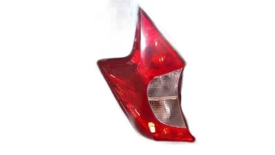 Nota hatchback montada en un cuarto de luz trasera del conductor se adapta a 14-19 VERSA 10274902 Foto 1 de 4