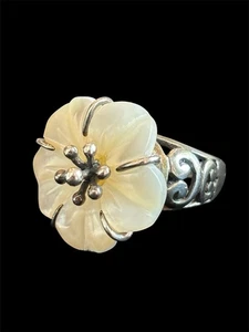 Sterling Silver MOP Carved Lily Flower Statement Ring Sz 5 925 - Picture 1 of 7