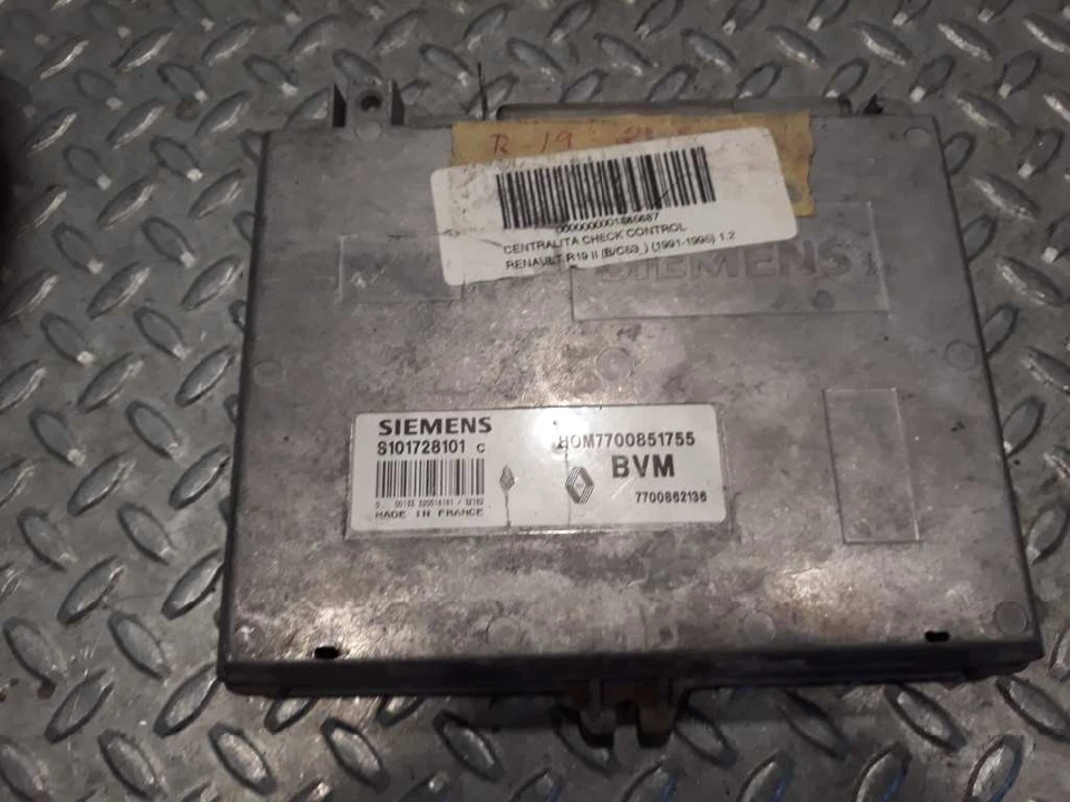 7700851755 CONTROLLARE UNITÀ DI CONTROLLO PER RENAULT 19 B/C/L53 * 158 1585687 - Immagine 1 di 1