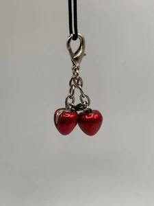 Portachiavi con ciondolo ciliegie sterling vintage per bracciale o borsa - Foto 1 di 7