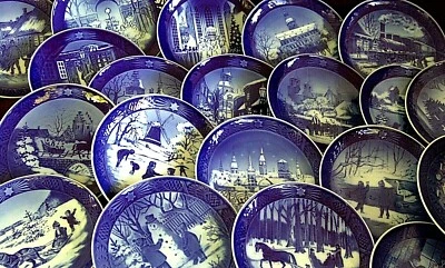 ROYAL COPENHAGEN PIATTO DI NATALE IN CERAMICA ANNO A SCELTA DAL 1940 AL 1970 - Bild 1 von 2