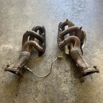 Juego de pares de cabezales de colector de escape tubulares Nissan 350Z 2007-2008 VQ35HR OEM Foto 1 de 4