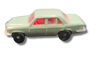 MICRO COCHE DE PLÁSTICO ESCALA WIKING HO MERCEDES 450 SE ESCALA 1/87 VERDE SALVIA - Imagen 1 de 3