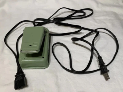 Педаль управления скоростью колена/ножки для электрической швейной машинки Mercury (701/702) - Изображение 1 из 4