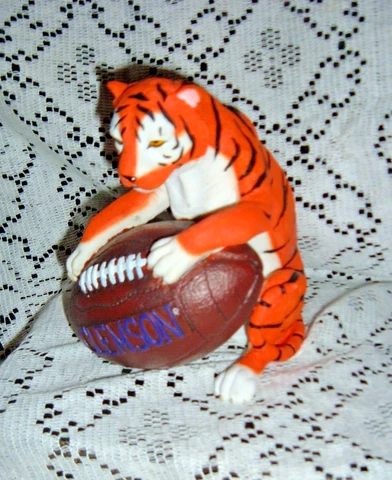 CLEMSON UNIVERSITY TIGER  FOOTBALL MASCOT  RESIN FIGURINE 6" 675 NEW Cover