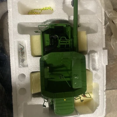 ERTL 1/32 JOHN DEERE MODEL 9750 STS PRECISION SERIES II #1 COMBINE - Image 1 of 4