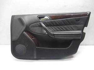 Mercedes W203 C Klasse AVANTGARDE TÜRVERKLEIDUNG VORNE RECHTS LEDER 2037208651 - Bild 1 von 5