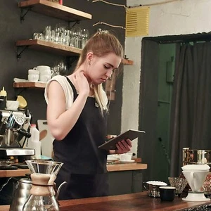 Delantal Corto Negro Unisex Café Chef Ropa de Trabajo Negocios Personalizar Bolsillo Pinny - Imagen 1 de 9