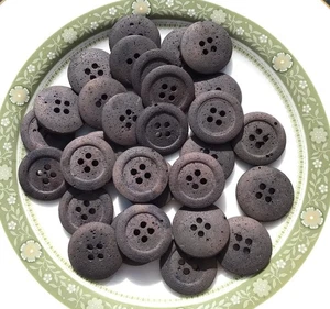 Pack of 5 Vintage 20mm Brown Buttons made to look like Stone - Picture 1 of 3