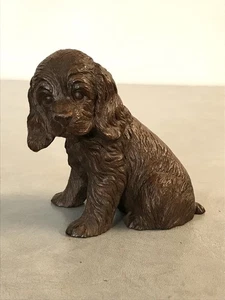 Vintage Red Mill 4 1/4” Cocker Spaniel Dog Puppy Sitting Figurine Pecan Resin - Picture 1 of 6