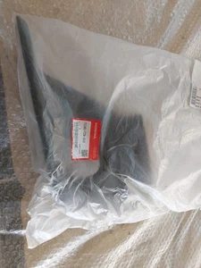 2021 Honda Jazz Front Bumper Fog Light Surround Trim 71141-TZB-G1 Rh - Picture 1 of 4