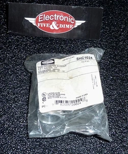 SHC1024 HUBBELL Cable Gland 1/2" NPT 0.5 0.625 Aluminum - Picture 1 of 2