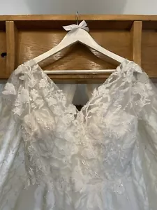 wedding dress size 12 ivory Tried On Twice Worn Once - Picture 1 of 11