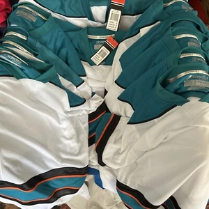 Set of 14 Mens Ball Roller Ice Hockey Jerseys Small San Jose Sharks Colors NEW - Picture 1 of 4