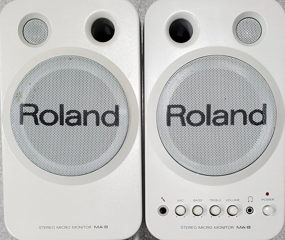 Altavoces micro monitor estéreo Roland MA-8 negros Foto 1 de 1