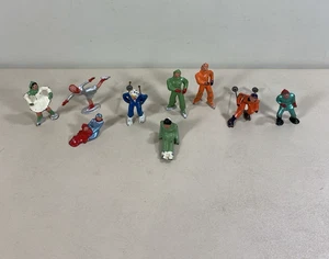 Vintage Group/Lot of 9 Barclay Skiers and Skater Toy Figurines - Picture 1 of 11
