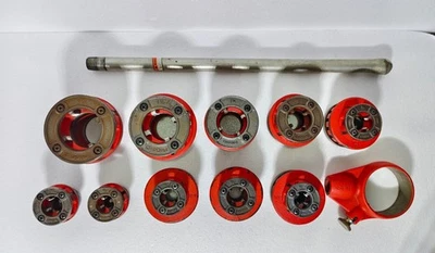 RIDGID Manual Ratchet Pipe Threader Set With Accessories As Shown - Image 1 of 4