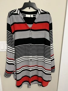 Chicos Talla 3, Blusa Abotonada, Manga Larga - Negra, Blanca y Roja, Preciosa - Imagen 1 de 5