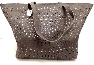 BATH & BODY WORKS BLACK FRIDAY 2017 GREY LEATHER STYLISH TOTE NEW! - Picture 1 of 8