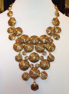 NEW OSCAR DE LA RENTA Russian Gold-Tone Etruscan Rose Triangle Bib Necklace - Image 1 of 4