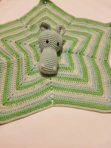 Nilpferd Schnuffeltuch mit Häkel Rassel, Greifling für Baby´s, Handarbeit NEU - Bild 1 von 4