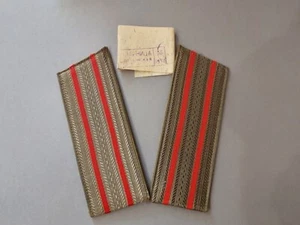 Nuevo oficial militar soviético de tablas de hombro. URSS 1974 Original. Charreteras. ### - Imagen 1 de 14