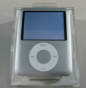 Apple iPod nano 3ra Generación Plateado 4 GB MA978LL/A ASIS Bueno para Repuestos - Imagen 1 de 4