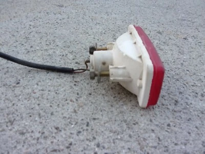 Luz trasera Suzuki LT250R 1990 Quadracer OEM se adapta a: 85-92 Foto 1 de 4