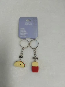 Claire's Best Friends Schlüsselanhänger-Set "Hola" Taco & "Bon Jour" Pommes Frites Brandneu mit Etikett! - Bild 1 von 4