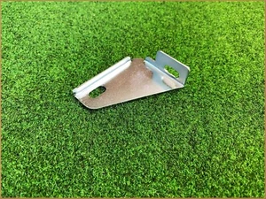 Range Rover classic lower rear wing brackets PAIR OF BRACKETS O/S AND N/S - Picture 1 of 2