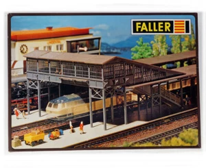 FALLER B-185 HO H0 KIT Covered passenger bridge , BAHNSTEIGBRUCKE "Radolfzell" - Picture 1 of 4