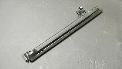 Jeep Wrangler 2010-2018 Quadro Superior Lado Esquerdo - Mopar Número da Peça 5182825AG - Imagem 1 de 2