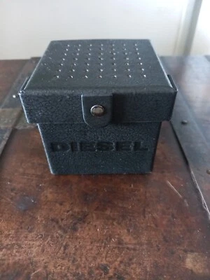 DIESEL - SCATOLA PER OROLOGIO-VINTAGE USATA. - Imagen 1 de 4