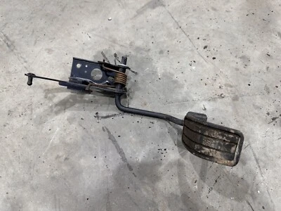 Pedal de gas Geo Tracker 89-98 Go  Foto 1 de 2
