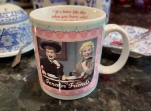 TASSE I LOVE LUCY~FOREVER FRIENDS* LUCY & ETHEL* SOUVENIRS #344