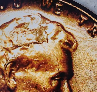 1953 Error Cracked Skull Die Break Lincoln Cent Red        00074 - Image 1 of 4