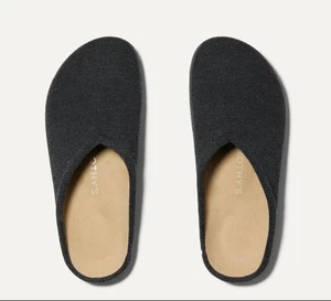 BRAND NEW Rothy’s The Casual Clog Women’s Size 8. Color: Dove MSRP $159 - Picture 1 of 3