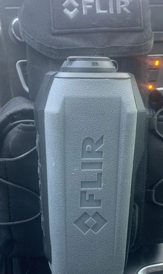 Monóculo de imagem térmica FLIR Scion OTM230 1.9x 18mm lente, taxa de atualização 9Hz - Imagem 1 de 4