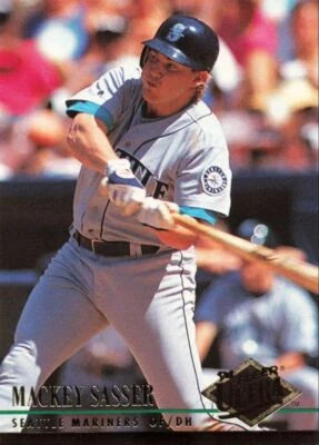 1994 Fleer Ultra Mackey Sasser Seattle Mariners #124 - Image 1 of 2
