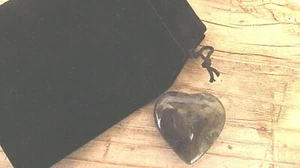 Labradorite Reiki Healing Crystal Heart 30mm Pouch Telepathy Akashic Records - Picture 1 of 1