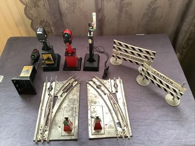 Vintage O Scale Marx Signals Track Switches, Others Signals Are Tested Used - Image 1 of 4