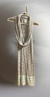 Vestido Suéter Guess by Marciano Pastel Teñido Espacial Cuello Capucha Sin Mangas Talla Grande Foto 1 de 4