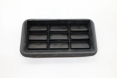 2011 - 2023 DODGE CHARGER REAR LEFT SIDE QUARTER AIR PRESSURE VENT GRILLE OEM - Image 1 of 4