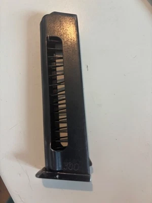 Cargador de pistola Makarov con joroba 8 rd. 9 x 18mm / 380 Nuevo Europa del Este Foto 1 de 4