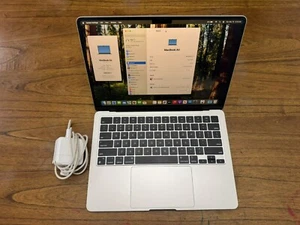 2022 MacBook Air 13.6 inch Apple M2 chip A2681 512GB SSD 8GB Ram Starlight issue - Afbeelding 1 van 17