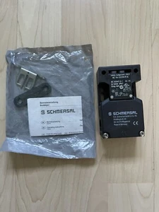 Schmersal Sicherheitsschalter Typ AZ 16-02ZVK - M16 - Bild 1 von 2