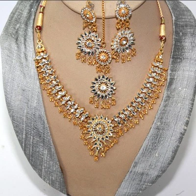 Schmuckset Collier Ohrringe Tikka Gold Weiß Bollywood Kundan Brautschmuck Indien - Bild 1 von 3
